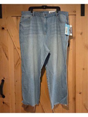 NWT Future Collective Womens 20 Mid Rise Straight Light Wash Denim Raw Hem Jeans